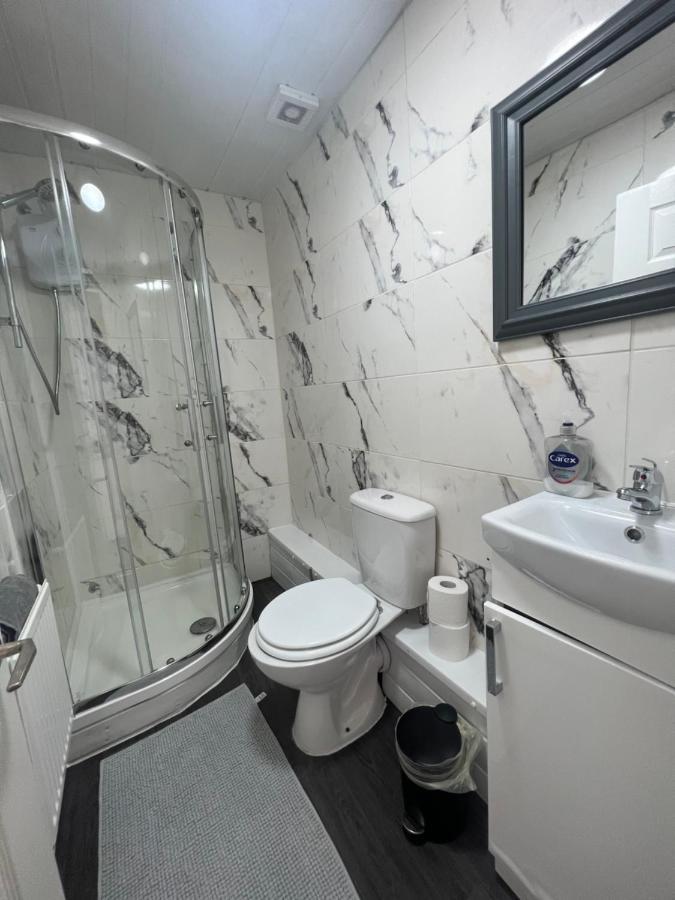 Large 3 Bed - 10 Mins To Centre Villa Liverpool Exterior foto